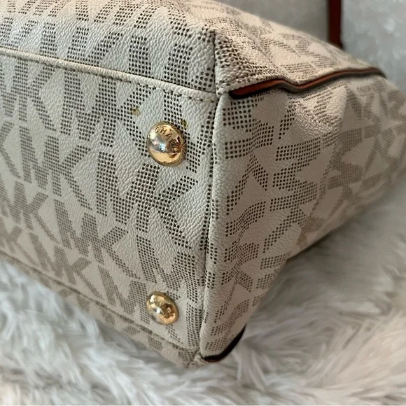 Michael Kors large Harper East West Signature Tote Handbag - LIKE NEW! - Picture 6 of 16